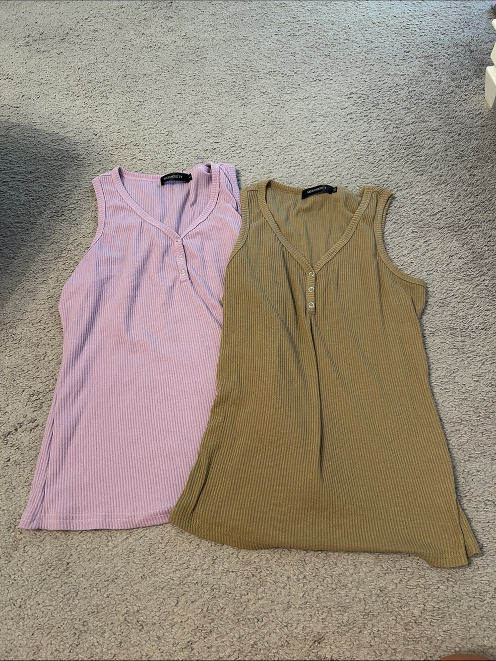 Ribbed V-Neck Tank Top - Lavender and Olive by Unknown Brand
Both from Amazon
